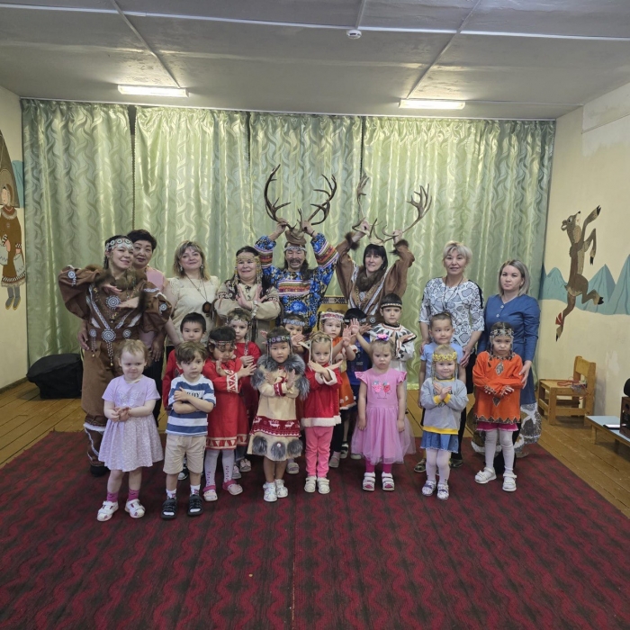 ЯЯР и Эльвель в гостях у Каюмки